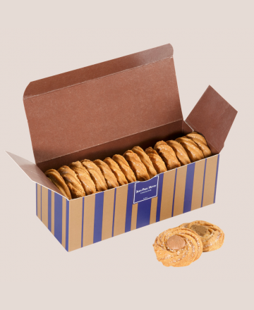 Pistachio shortbread biscuit