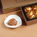 Gourmandise de fête par excellence 🥰 On savoure les marrons glacés avec plaisir et émotion

🇬🇧 The ultimate party treat 🥰 we savor candied chestnuts with pleasure and emotion

#jeanpaulhevin #marron #marronglacé #chocolatierparis #MeilleurOuvrierdeFrance #RelaisDesserts